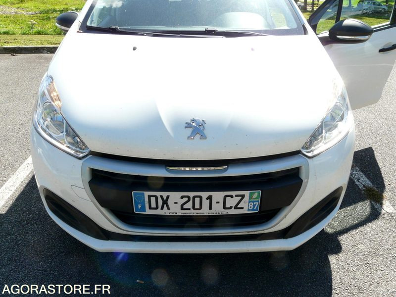 PEUGEOT 208 DX201CZ - Легковой автомобиль: фото 1 PEUGEOT 208 DX201CZ - Легковой автомобиль: фото 1