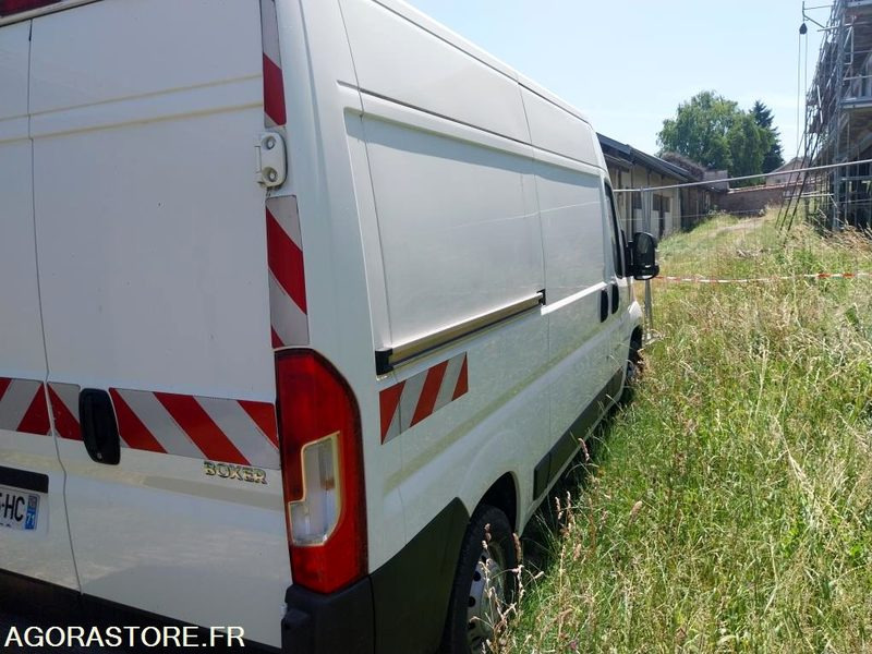 PEUGEOT BOXER FOURGON L2H2 110CH - Цельнометаллический фургон: фото 3 PEUGEOT BOXER FOURGON L2H2 110CH - Цельнометаллический фургон: фото 3