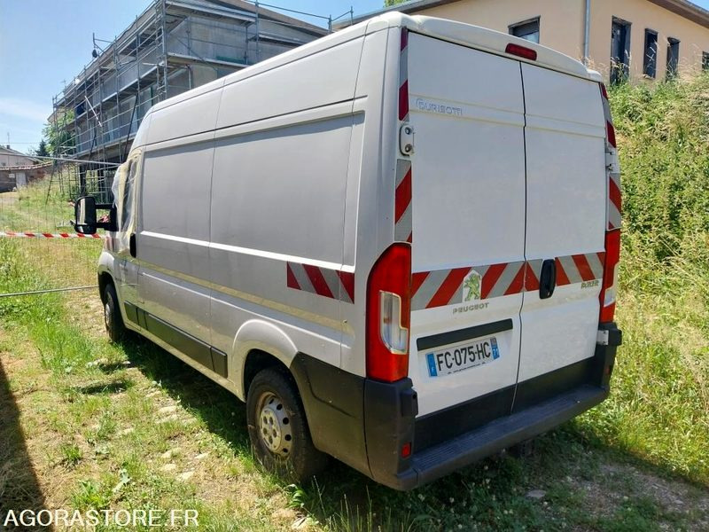 PEUGEOT BOXER FOURGON L2H2 110CH - Цельнометаллический фургон: фото 4 PEUGEOT BOXER FOURGON L2H2 110CH - Цельнометаллический фургон: фото 4