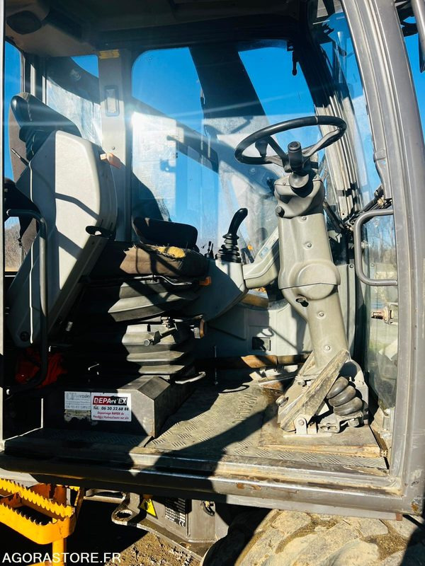 Pelle Mecalac 12MXT - 2004 - 4523 HEURES - Экскаватор: фото 3 Pelle Mecalac 12MXT - 2004 - 4523 HEURES - Экскаватор: фото 3