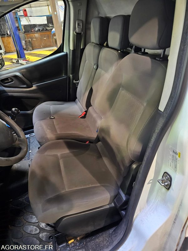 Peugeot Partner - 2014 - 47143kms - DG 411 AD - Легковой фургон: фото 5 Peugeot Partner - 2014 - 47143kms - DG 411 AD - Легковой фургон: фото 5