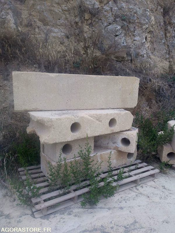 Pierre du Gard - Инструмент/ Оборудование: фото 4 Pierre du Gard - Инструмент/ Оборудование: фото 4