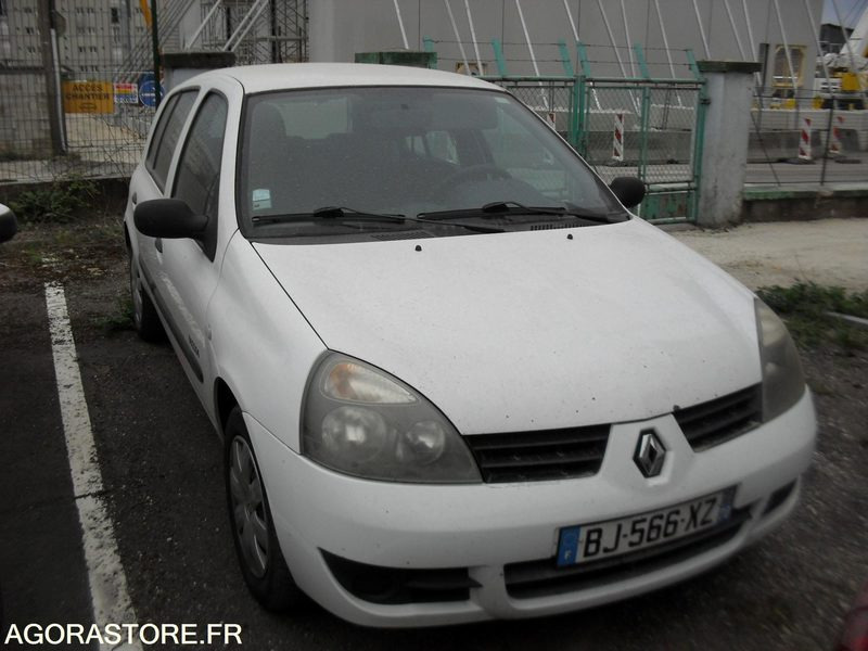 RENAULT CLIO 1.5 DCI 5 PORTES - Легковой автомобиль: фото 1 RENAULT CLIO 1.5 DCI 5 PORTES - Легковой автомобиль: фото 1