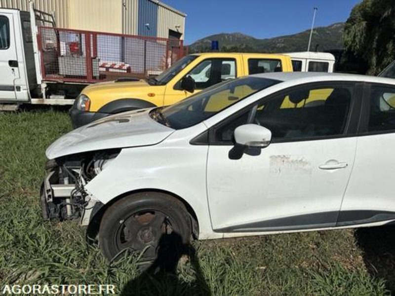 RENAULT CLIO - 2014 - 169502KM - DL008WA - Легковой автомобиль: фото 3 RENAULT CLIO - 2014 - 169502KM - DL008WA - Легковой автомобиль: фото 3