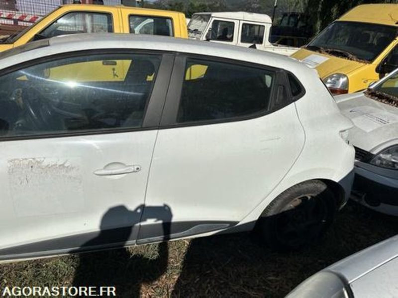 RENAULT CLIO - 2014 - 169502KM - DL008WA - Легковой автомобиль: фото 4 RENAULT CLIO - 2014 - 169502KM - DL008WA - Легковой автомобиль: фото 4
