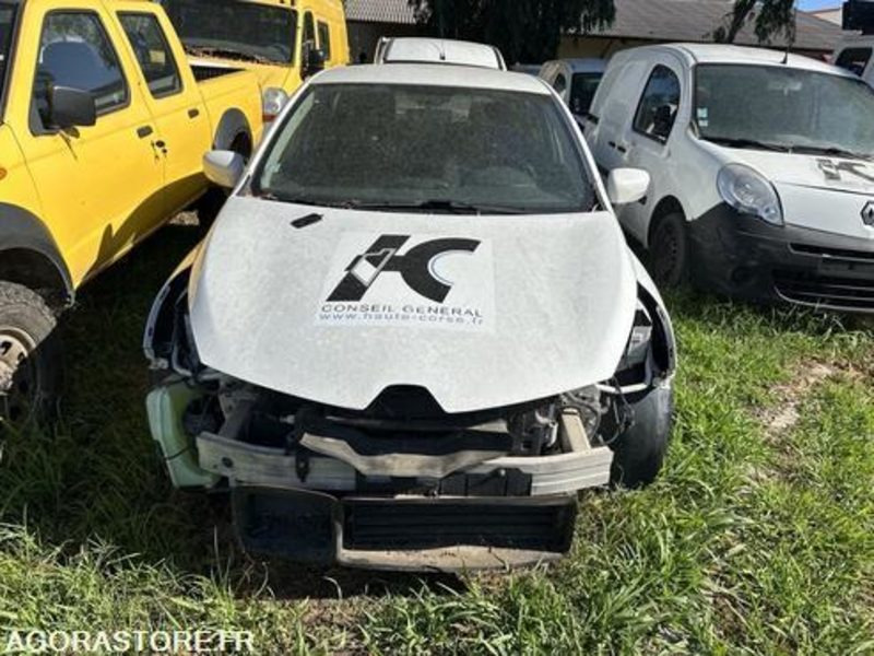 RENAULT CLIO - 2014 - 169502KM - DL008WA - Легковой автомобиль: фото 1 RENAULT CLIO - 2014 - 169502KM - DL008WA - Легковой автомобиль: фото 1