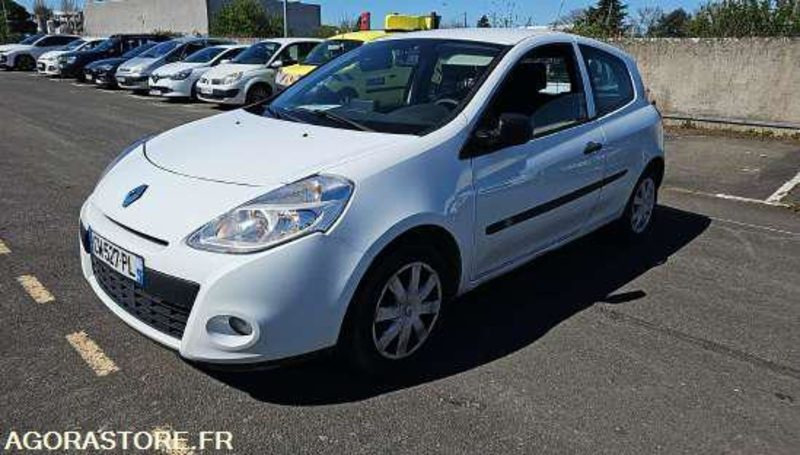 RENAULT CLIO - CW527PL - Легковой автомобиль: фото 1 RENAULT CLIO - CW527PL - Легковой автомобиль: фото 1
