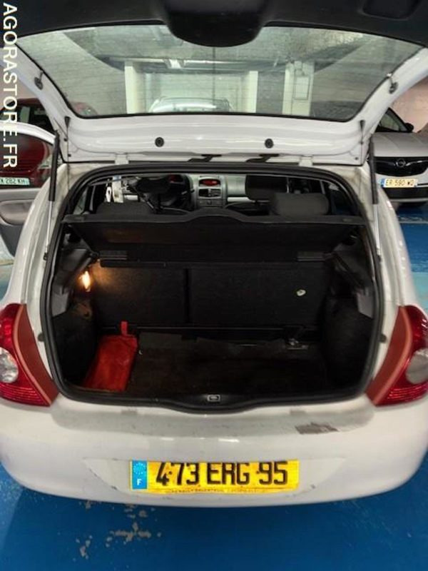 RENAULT CLIO ESSENCE de 2008 avec 153100 KMS PARFAIT ETAT ET ROULANTE - Легковой автомобиль: фото 5 RENAULT CLIO ESSENCE de 2008 avec 153100 KMS PARFAIT ETAT ET ROULANTE - Легковой автомобиль: фото 5