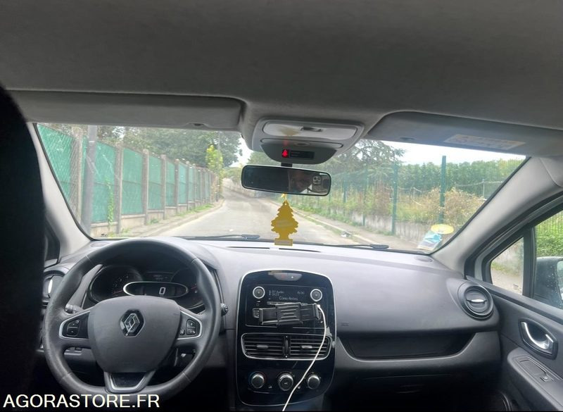 RENAULT CLIO SOCIÉTÉ 235 000 KM - 2017 - Легковой автомобиль: фото 5 RENAULT CLIO SOCIÉTÉ 235 000 KM - 2017 - Легковой автомобиль: фото 5