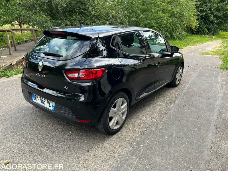 RENAULT Clio IV 5 portes 1.5 dCi 90cv Business 2015 135000 km - Легковой автомобиль: фото 4 RENAULT Clio IV 5 portes 1.5 dCi 90cv Business 2015 135000 km - Легковой автомобиль: фото 4