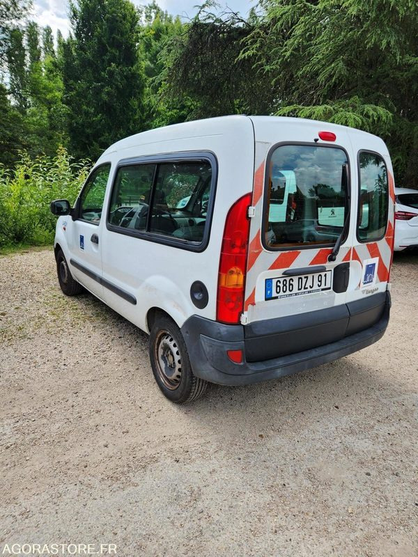 RENAULT KANGOO 1.1 ESSENCE 5 places - Легковой фургон: фото 5 RENAULT KANGOO 1.1 ESSENCE 5 places - Легковой фургон: фото 5