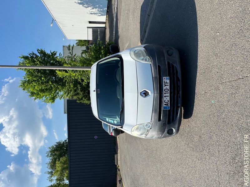 RENAULT KANGOO 1.6 90 ESSENCE - 31 000 KM - 2009 - Легковой фургон: фото 3 RENAULT KANGOO 1.6 90 ESSENCE - 31 000 KM - 2009 - Легковой фургон: фото 3