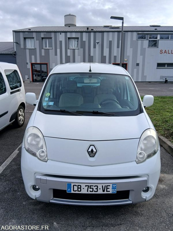 RENAULT KANGOO 5 PLACES - Легковой автомобиль: фото 1 RENAULT KANGOO 5 PLACES - Легковой автомобиль: фото 1