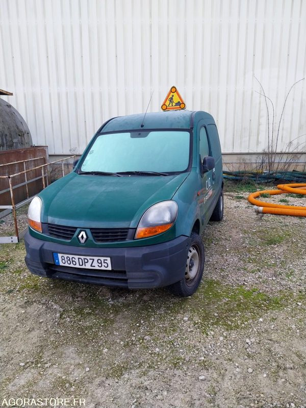 RENAULT Kangoo 4X4 2004 (160 000Km) NON ROULANT Moteur HS PRO UNIQUEMENT - Легковой фургон: фото 2 RENAULT Kangoo 4X4 2004 (160 000Km) NON ROULANT Moteur HS PRO UNIQUEMENT - Легковой фургон: фото 2