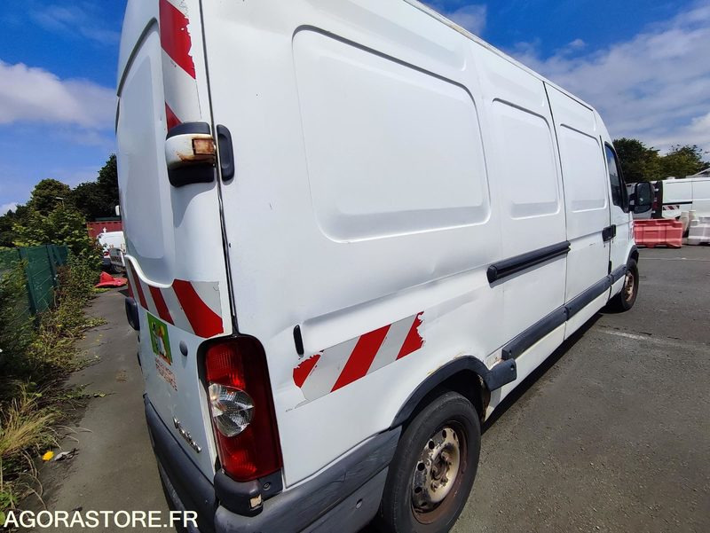RENAULT MASTER II 2.5DCi - 120cv L3H2 - Цельнометаллический фургон: фото 4 RENAULT MASTER II 2.5DCi - 120cv L3H2 - Цельнометаллический фургон: фото 4