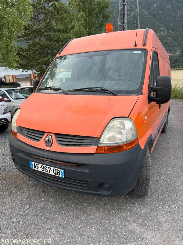 RENAULT - MASTER L2H2 3T5 2.5DCI - 2009 - 182749 KM - P1507925 - Цельнометаллический фургон: фото 2 RENAULT - MASTER L2H2 3T5 2.5DCI - 2009 - 182749 KM - P1507925 - Цельнометаллический фургон: фото 2