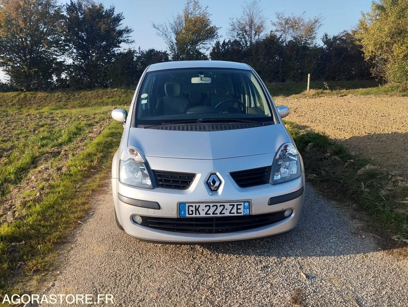 RENAULT MODUS - 102000 KILOMETRES - ESSENCE - Легковой автомобиль: фото 3 RENAULT MODUS - 102000 KILOMETRES - ESSENCE - Легковой автомобиль: фото 3