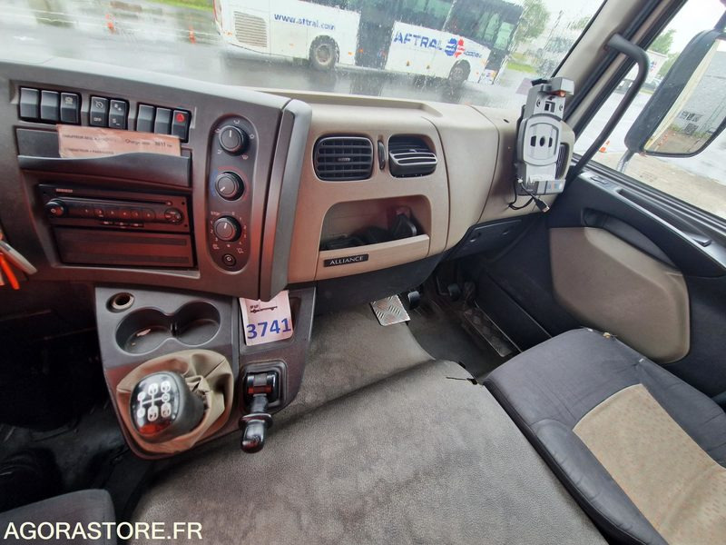 RENAULT Midlum 3741 - EB-274-PG - 379138KMS - Тентованный грузовик: фото 5 RENAULT Midlum 3741 - EB-274-PG - 379138KMS - Тентованный грузовик: фото 5