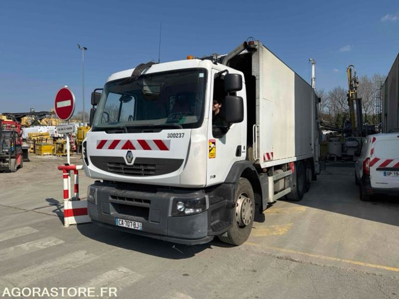 RENAULT PREMIUM 310,26 - BOM CARGOPAC II 20m3 (Cavdo) - 2012/135604 KM (CA707BJ) - Мусоровоз: фото 1 RENAULT PREMIUM 310,26 - BOM CARGOPAC II 20m3 (Cavdo) - 2012/135604 KM (CA707BJ) - Мусоровоз: фото 1