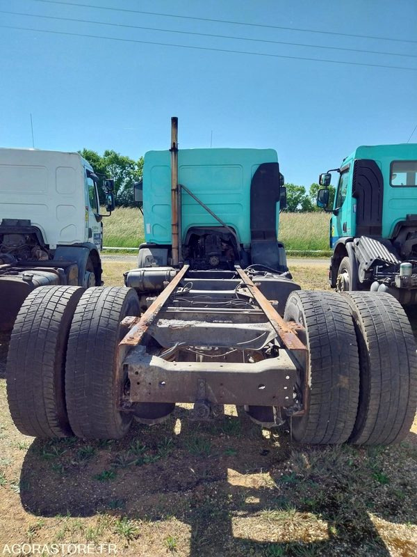 RENAULT PREMIUM 320-19 / 2005 / 445 375 km - Грузовик-шасси: фото 3 RENAULT PREMIUM 320-19 / 2005 / 445 375 km - Грузовик-шасси: фото 3