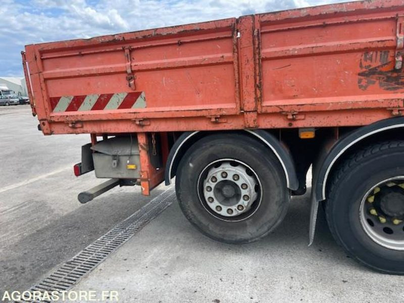 RENAULT PREMIUM LANDER 430.26 - PLATEAU GRUE - GRUE FASSI F150 + RADIO - 2011 - Грузовик бортовой/ Платформа, Автоманипулятор: фото 3 RENAULT PREMIUM LANDER 430.26 - PLATEAU GRUE - GRUE FASSI F150 + RADIO - 2011 - Грузовик бортовой/ Платформа, Автоманипулятор: фото 3