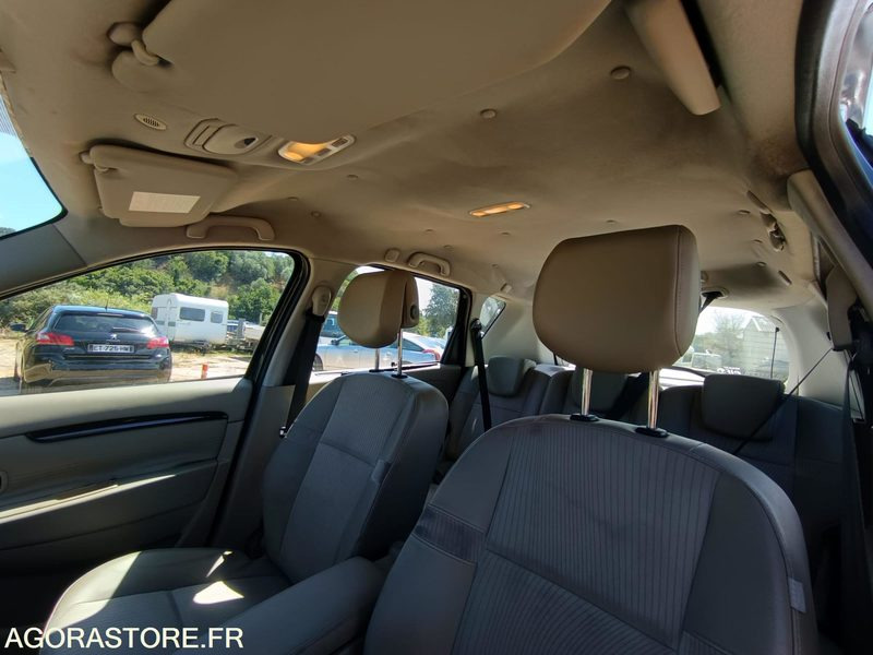 Легковой автомобиль RENAULT SCENIC III 1.5 DCI 110CV - 2009 - 155000KMS: фото 11