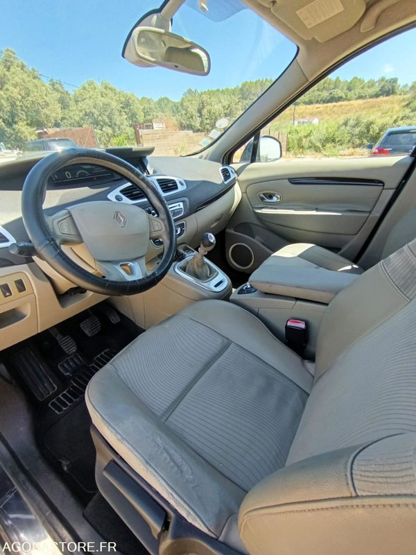 Легковой автомобиль RENAULT SCENIC III 1.5 DCI 110CV - 2009 - 155000KMS: фото 9