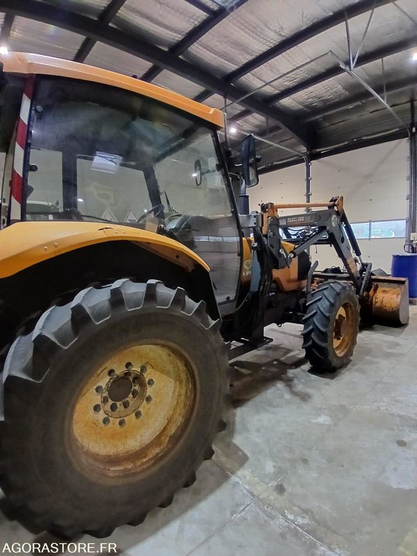 RENAULT TRACTEUR AGRICOLE CHARGEUR - 1997 - Трактор: фото 2 RENAULT TRACTEUR AGRICOLE CHARGEUR - 1997 - Трактор: фото 2