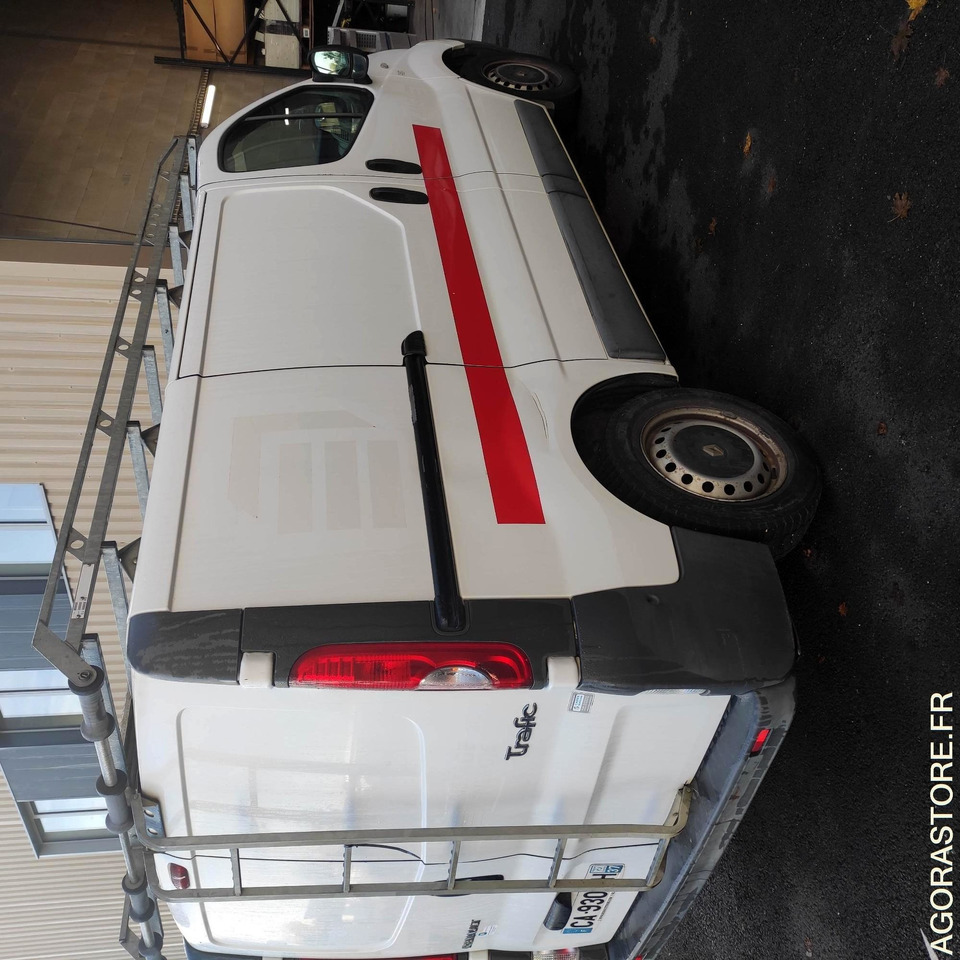 RENAULT - TRAFIC - 2012 / 213372 KMS (CA-930-LH) - Цельнометаллический фургон: фото 4 RENAULT - TRAFIC - 2012 / 213372 KMS (CA-930-LH) - Цельнометаллический фургон: фото 4