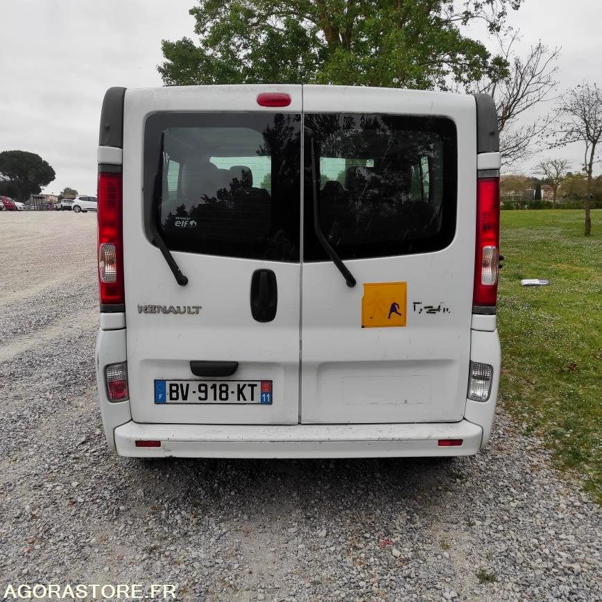 RENAULT TRAFIC PASSENGER L1H1 2.0 DCI 90 CV - Микроавтобус, Пассажирский фургон: фото 5 RENAULT TRAFIC PASSENGER L1H1 2.0 DCI 90 CV - Микроавтобус, Пассажирский фургон: фото 5