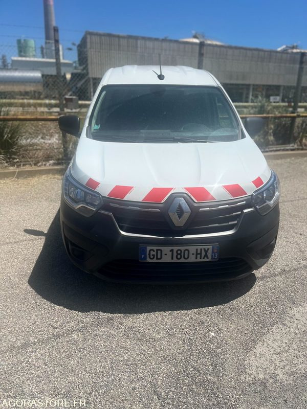 RENAULT VAN EXPRESS CONFORT 1.5 dCi S&S 95cv - 2021 / 92500 KM - Легковой фургон: фото 2 RENAULT VAN EXPRESS CONFORT 1.5 dCi S&S 95cv - 2021 / 92500 KM - Легковой фургон: фото 2