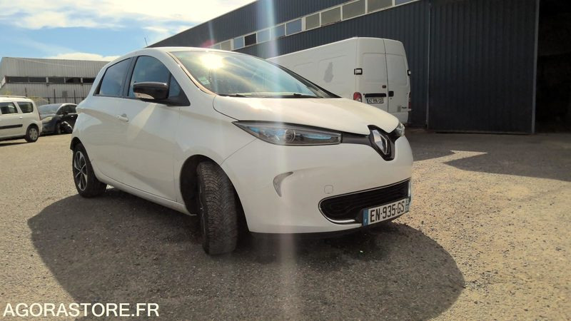 RENAULT ZOE - 2017 - 63000 KMS - CT OK - AUTONOMIE 280 KMS - Легковой автомобиль: фото 2 RENAULT ZOE - 2017 - 63000 KMS - CT OK - AUTONOMIE 280 KMS - Легковой автомобиль: фото 2