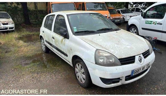 Хэтчбек Renault CLIO: фото 38