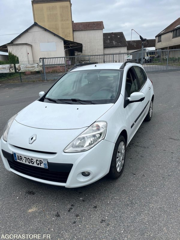 Renault Clio 3 - 209 000km - 2010 - Легковой автомобиль: фото 2 Renault Clio 3 - 209 000km - 2010 - Легковой автомобиль: фото 2