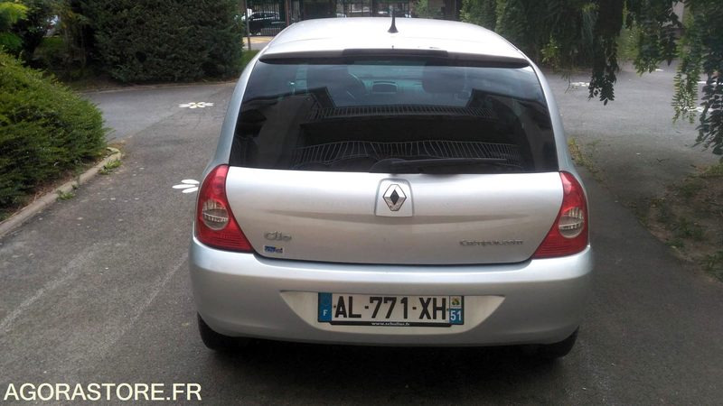 Renault Clio Campus 155254 kms 2010 - Легковой автомобиль: фото 3 Renault Clio Campus 155254 kms 2010 - Легковой автомобиль: фото 3