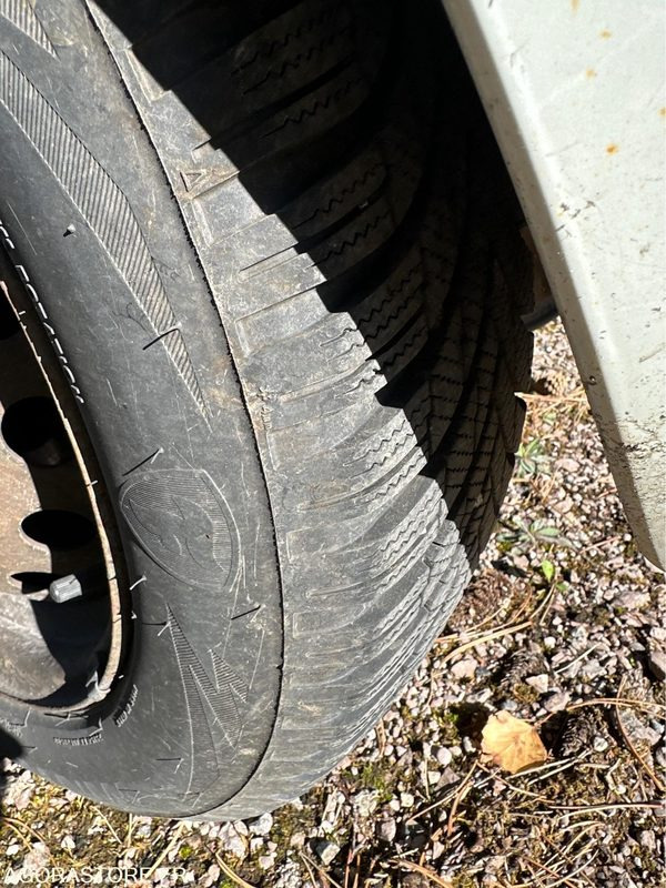 Renault Clio DCI 90 - 2012 - 181569 KM (P0402825 / DJ460JV) - Легковой автомобиль: фото 5 Renault Clio DCI 90 - 2012 - 181569 KM (P0402825 / DJ460JV) - Легковой автомобиль: фото 5