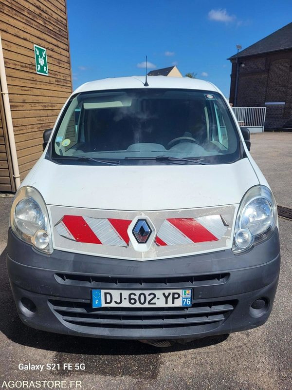 Renault Kangoo 2 141721 kms 2008 - Легковой фургон: фото 3 Renault Kangoo 2 141721 kms 2008 - Легковой фургон: фото 3