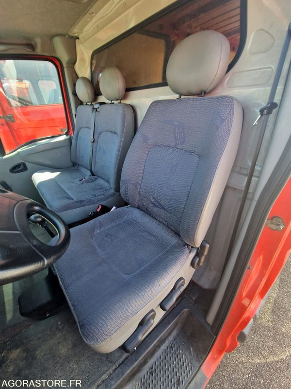 Renault Master -125YR69 - Цельнометаллический фургон: фото 5 Renault Master -125YR69 - Цельнометаллический фургон: фото 5