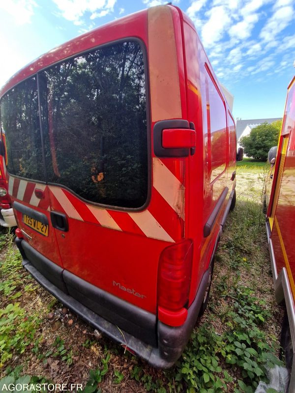 Renault Master - 1998 - 85258 - 125WL27 - Цельнометаллический фургон: фото 3 Renault Master - 1998 - 85258 - 125WL27 - Цельнометаллический фургон: фото 3