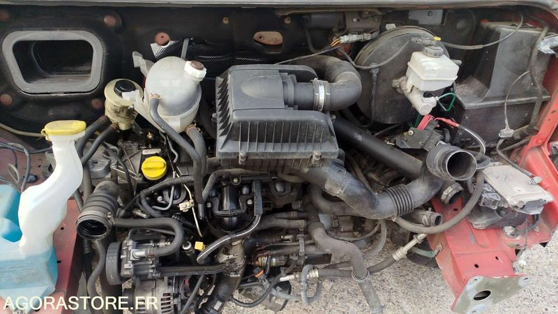 Renault Master - 2005 - Цельнометаллический фургон: фото 5 Renault Master - 2005 - Цельнометаллический фургон: фото 5