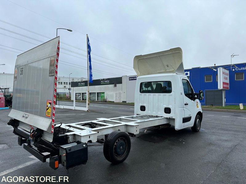 Renault Master III 2.3 DCI Plateau avec Hayon - Грузовик-шасси: фото 3 Renault Master III 2.3 DCI Plateau avec Hayon - Грузовик-шасси: фото 3