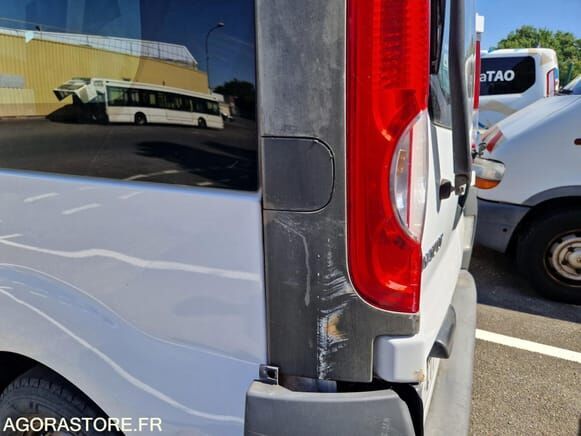 Микроавтобус, Пассажирский фургон Renault Trafic: фото 24