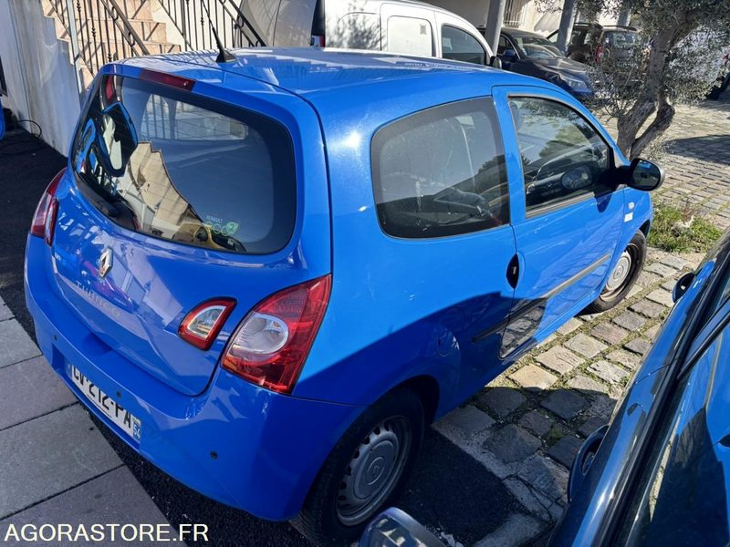 Renault Twingo SOCIETE 1.5 DCI 75 ECO2 AIR EURO 5 - Легковой автомобиль: фото 3 Renault Twingo SOCIETE 1.5 DCI 75 ECO2 AIR EURO 5 - Легковой автомобиль: фото 3