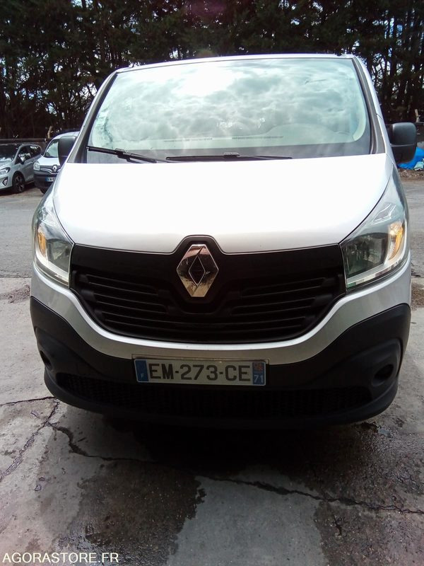 Renault trafic 1.6dci 95 CV 9 places 309336 kms - Микроавтобус, Пассажирский фургон: фото 1 Renault trafic 1.6dci 95 CV 9 places 309336 kms - Микроавтобус, Пассажирский фургон: фото 1