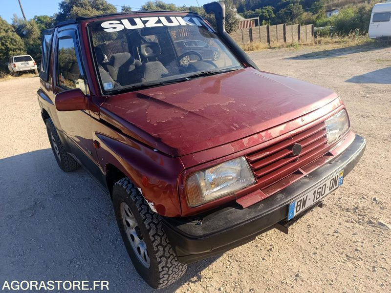 SUZUKI VITARA JLX ESSENCE - 1993 - 95350KMS - Внедорожник: фото 4 SUZUKI VITARA JLX ESSENCE - 1993 - 95350KMS - Внедорожник: фото 4