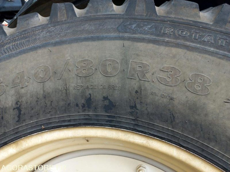 TRACTEUR AGRICOLE NEW HOLLAND EK-378-PK - Трактор: фото 4 TRACTEUR AGRICOLE NEW HOLLAND EK-378-PK - Трактор: фото 4