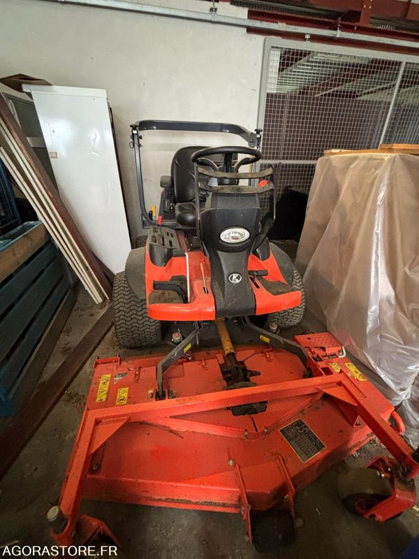 Tondeuse autoportée KUBOTA F3090 - Газонокосилка: фото 2 Tondeuse autoportée KUBOTA F3090 - Газонокосилка: фото 2