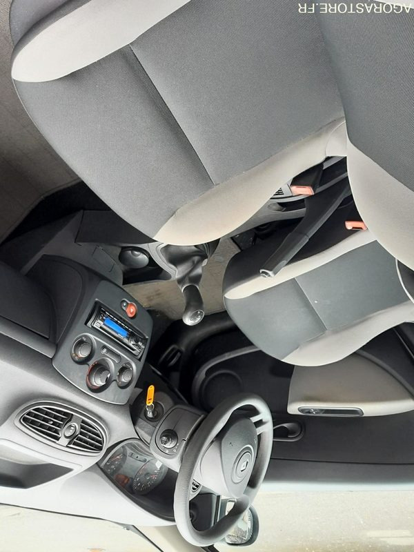 Très belle Renault Clio essence/GPL - Легковой автомобиль: фото 4 Très belle Renault Clio essence/GPL - Легковой автомобиль: фото 4