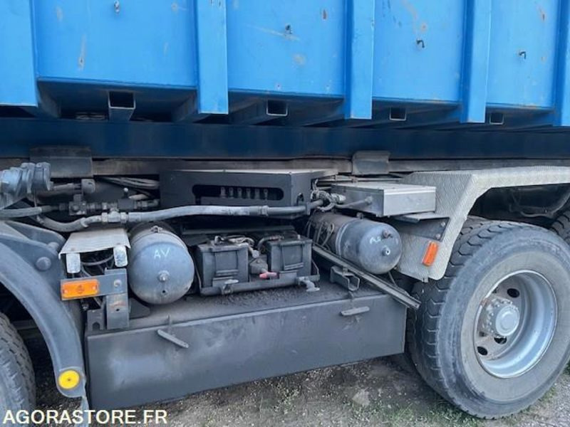 CAMION 8X4 RENAULT KERAX 2002 395000 KM - Тягач: фото 5 CAMION 8X4 RENAULT KERAX 2002 395000 KM - Тягач: фото 5
