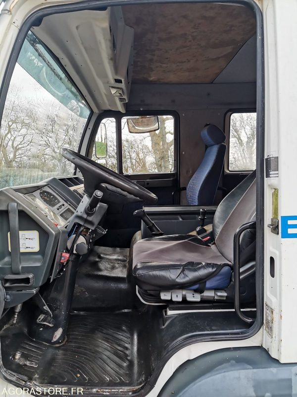 Тягач Camion dépannage plateau Man - 2001 - 339 751km - VEHICULE BELGE: фото 6